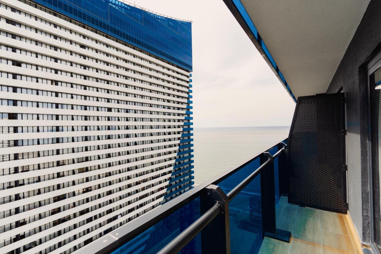 Апартаменти Grand City Real Estate Батумі Екстер'єр фото