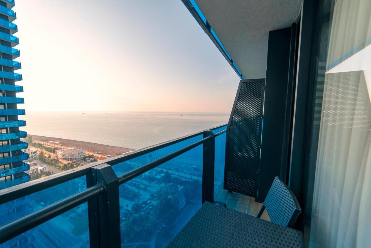 Апартаменти Grand City Real Estate Батумі Екстер'єр фото