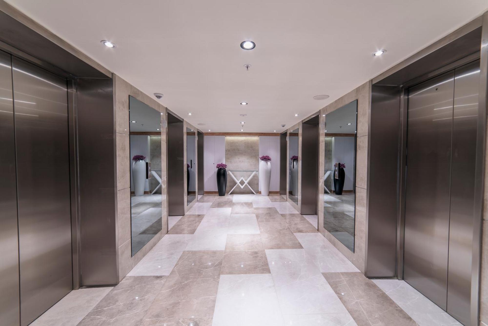 Апартаменти Grand City Real Estate Батумі Екстер'єр фото